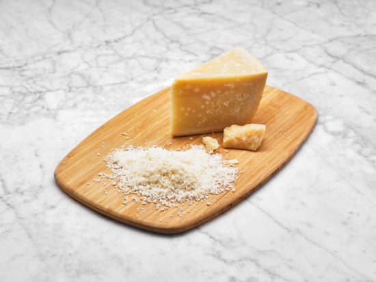 Conjunto de 3 raladores cilíndricos para ralar queijo e legumes - marca KitchenAid