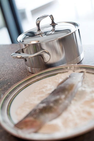 Casseruola con coperchio, 22 cm / 4 l, gamma Atlantis, acciaio inox - Demeyere