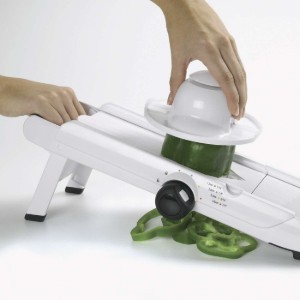 Mandoline met V-lemmet, 40 x 14 x 15 cm - OXO