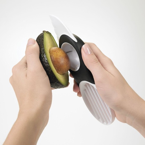3-in-1 avocado slicer, plastic - OXO