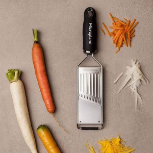  Affettatrice Julienne "Gourmet", 31,5 x 7,5 cm, nera - Microplane
