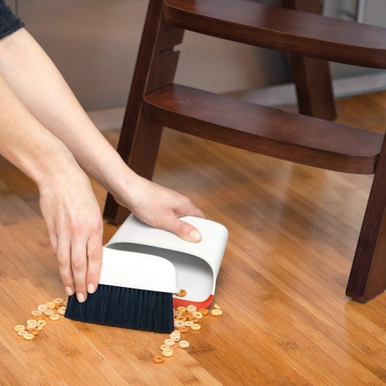 Compacte set borstel en stoffer - OXO