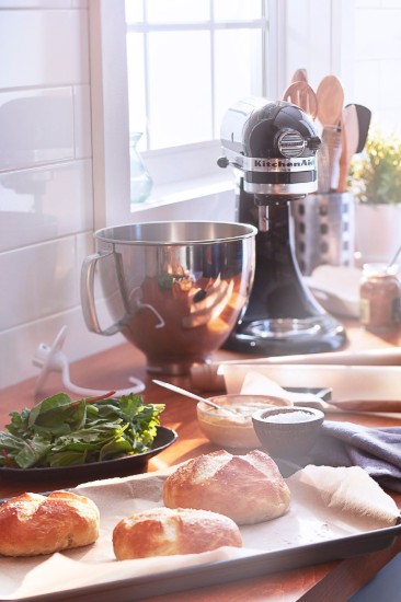 Μίξερ "Artisan", 4,8L, μοντέλο 175, χρώμα "Onyx Black" - μάρκα KitchenAid