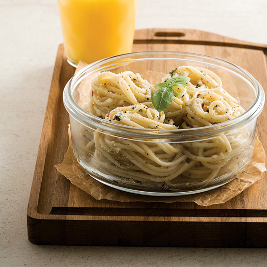 Round food storage container, 660 ml, made from glass - Glasslock