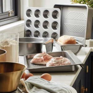 Bakplaat met antiaanbaklaag, 40,5 x 31 cm, gemaakt van koolstofstaal - door Kitchen Craft