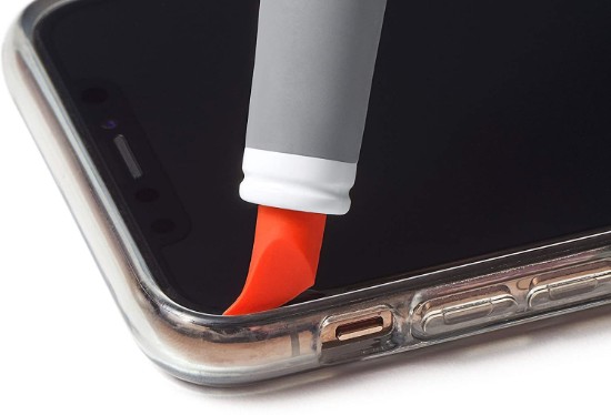 Double-ended brush for cleaning electronic components - OXO