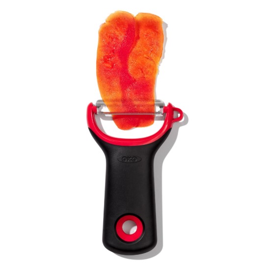Vegetable peeler with serrated blade, stainless steel, red - OXO