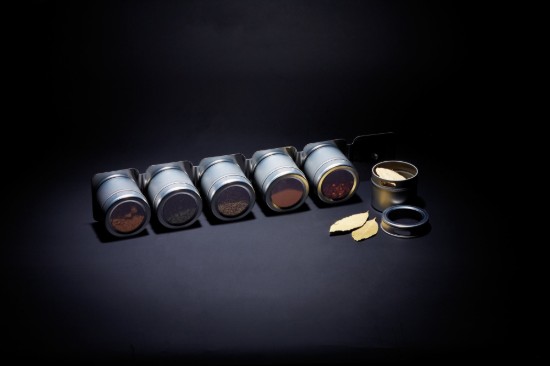 Sett med magnetstøtte for krydder, 43 × 7,5 cm - Kitchen Craft