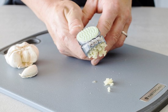 Garlic press, steel, 13.5 cm - Kitchen Craft
