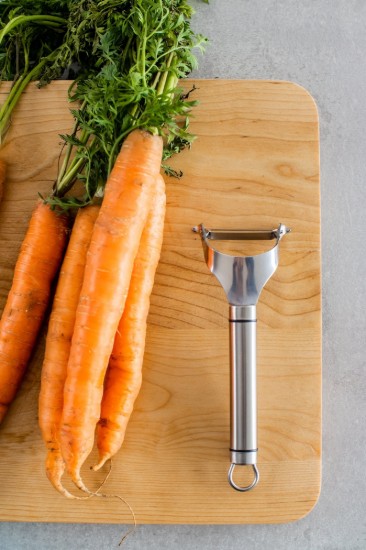 Utensilio de acero inoxidable para pelar frutas/verduras, 18 cm - de Kitchen Craft