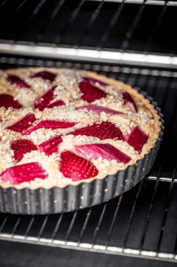 Round oven tray for tarts, 30 cm, steel - by Kitchen Craft