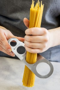Utensile per porzionare gli spaghetti, 8 cm, in acciaio inox - di Kitchen Craft