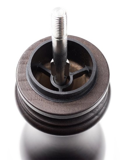 "Paris Classic" pepper grinder, 22 cm, "Chocolate" - Peugeot
