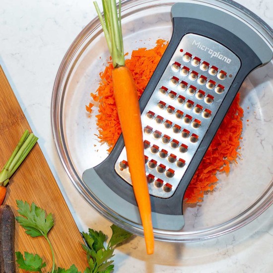 Extra coarse cauliflower grater, gray - Microplane brand