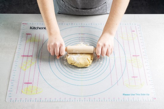 Worktop for dough, plastic, 43 × 61 cm – Kitchen Craft