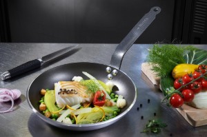 Koekenpan met antiaanbaklaag, aluminium, 20 cm, "CHOC INDUCTION" - de Buyer