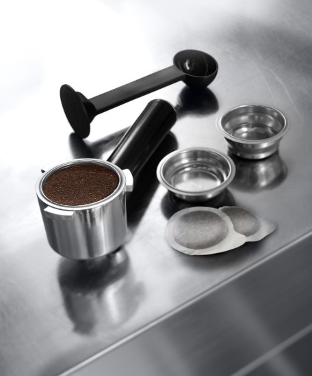Handmatige espressomachine, 1300W, "Dedica", zwart - De'Longhi