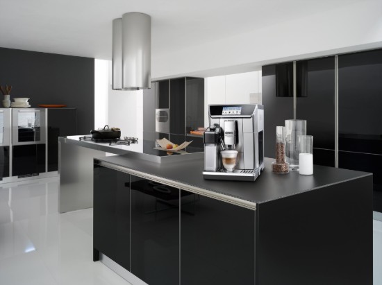 Macchina espresso automatica, 1450W, "PrimaDonna Elite", colore argento - De'Longhi