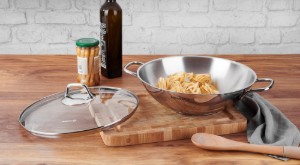Padella wok, con coperchio, acciaio inox, 28 cm / 3,3 l, "PERLA" - Korkmaz