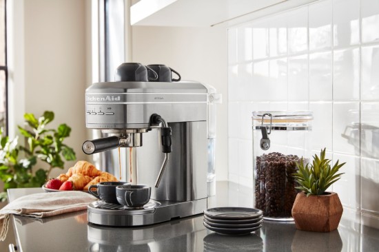 Macchina espresso elettrica "Artisan", 1470W, colore "Stainless Steel" - marchio KitchenAid