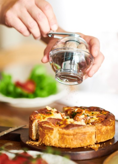 Nutmeg grinder, 11 cm, transparent - Peugeot