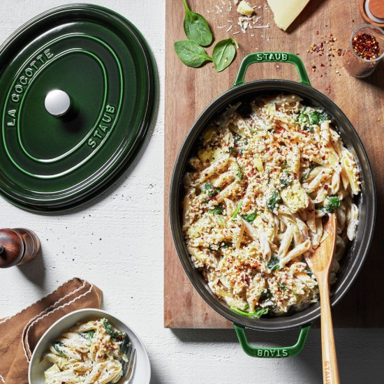 Oval Cocotte cooking pot, cast iron, 31cm/5.5L, Basil - Staub


