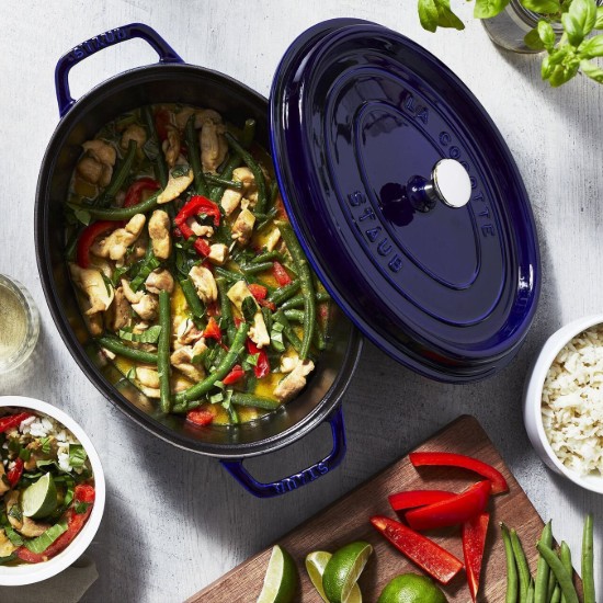 Ovale Cocotte kookpot, gietijzer, 31cm/5.5L, Dark Blue - Staub