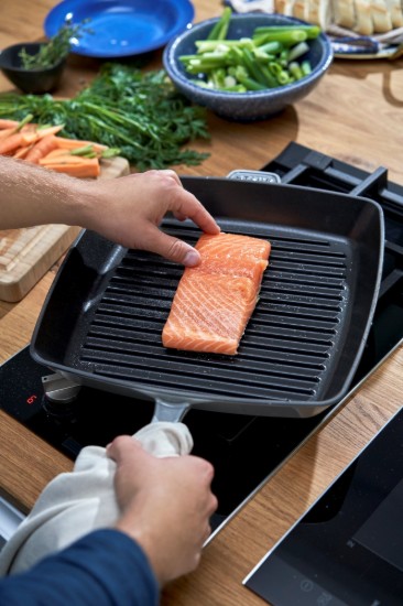 Square grill pan, cast iron, 30 cm, Graphite Grey - Staub
