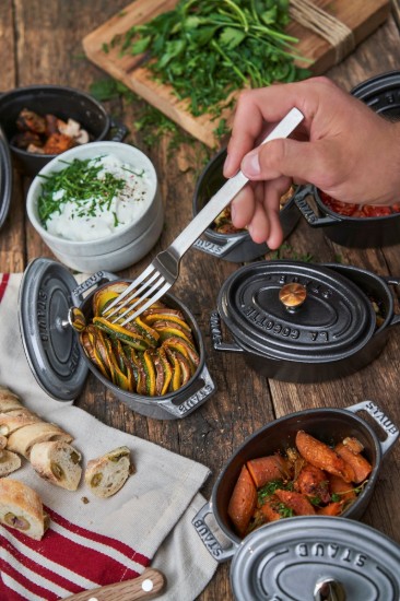 Ovale Cocotte kookpot, gietijzer, 15cm/0.6L, Black - Staub