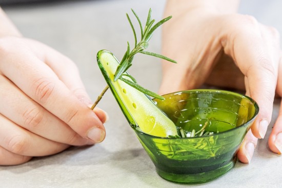 Hulpmiddel voor het strippen van kruiden - Chef'n