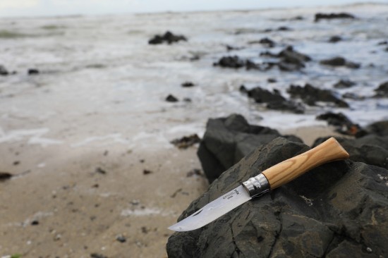 N°08 lommekniv med skede, rustfrit stål, 8,5 cm, "Tradition Luxe", Olive - Opinel