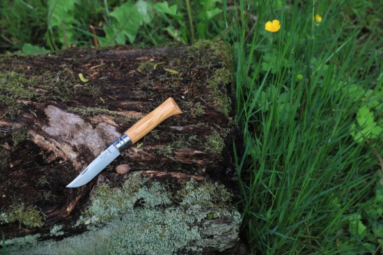 N°08 lommekniv med skede, rustfrit stål, 8,5 cm, "Tradition Luxe", Olive - Opinel