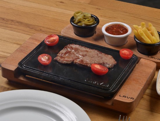 Piastra in ghisa, 22x16 cm, con supporto in legno e base in acciaio inox - marca LAVA