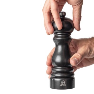 Macina sale, 18 cm, "Paris u'Select", Satin Black - Peugeot