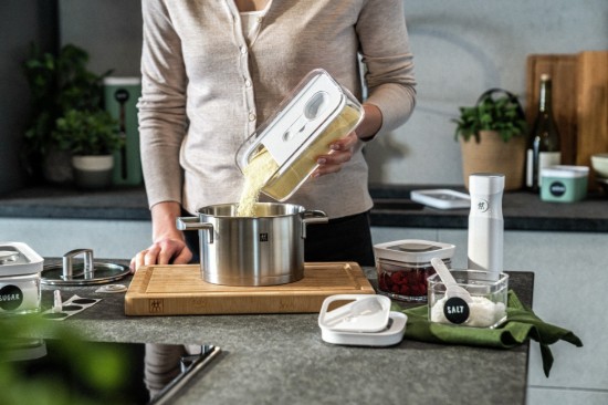 Food container insert with measuring spoon, plastic, size M, "Cube" - Zwilling