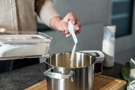Food container insert with measuring spoon, plastic, size M, "Cube" - Zwilling