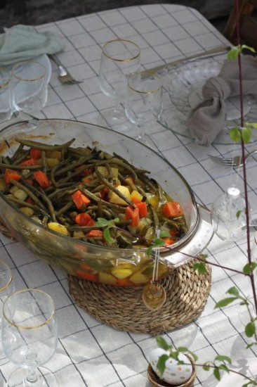 Oval dish with lid, made of heat-resistant glass, "Essentials", 4.4 l + 1.4 L - Pyrex