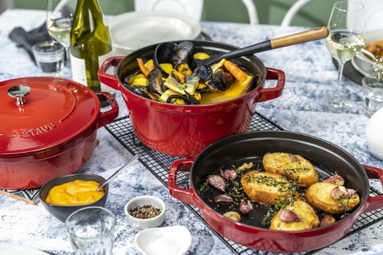 Set van 2 kookgerei Cocotte, gietijzer, 24 cm, Cherry - Staub