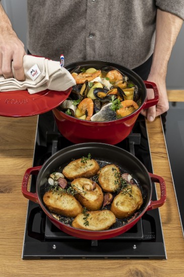 Set van 2 kookgerei Cocotte, gietijzer, 24 cm, Cherry - Staub