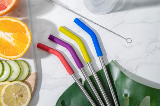 Set di 4 cannucce in acciaio inox, 23 cm e spazzola per la pulizia - prodotto da Kitchen Craft
