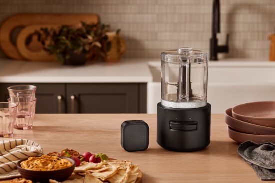 Tritatutto "Go" con batteria, senza fili, 1.18L, Matte Black - KitchenAid