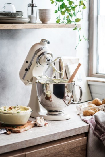 Batedeira com cuba 4,8L, Modelo 125, Artisan, Fresh Linen - KitchenAid